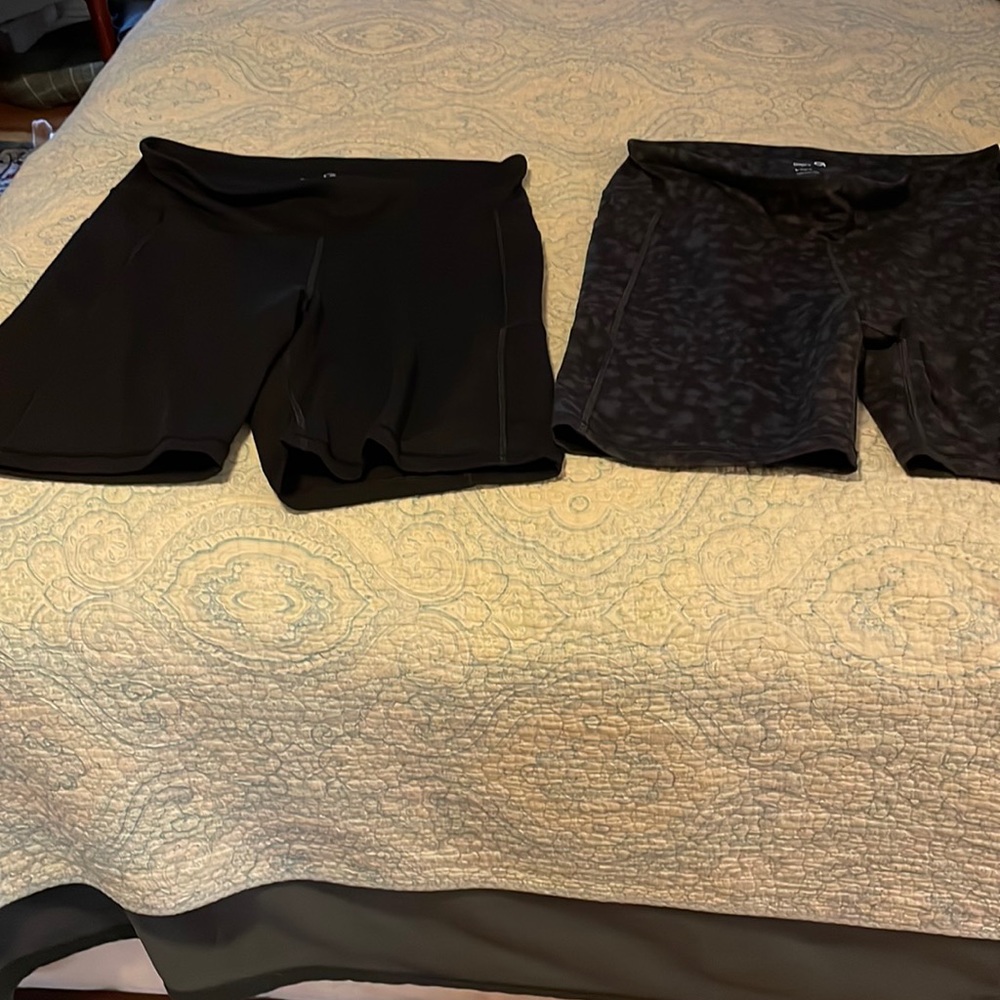 Gap fit side pocket bike shorts